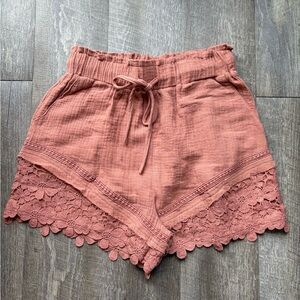 Women's Lace Trim Shorts in Dusty Rose/Rust